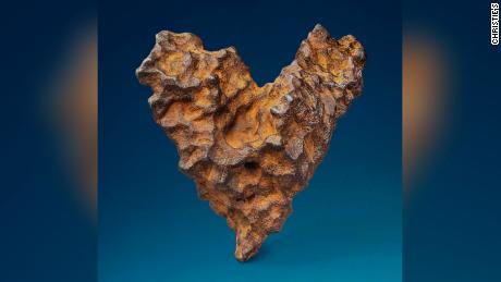 Heart-shaped meteorite up for auction on Valentine&#39;s Day